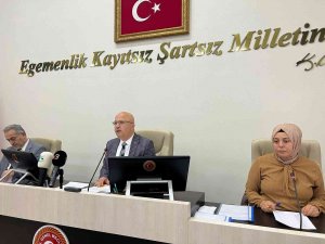 İ̇gm Bütçe Görüşmeleri Devam Ediyor