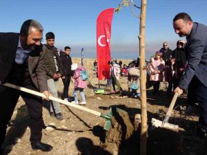 Edremit’te "Milli Ağaçlandırma Günü” Seferberliği