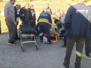 Şarampole Yuvarlanan Otomobildeki 5 Kişi Yaralandı