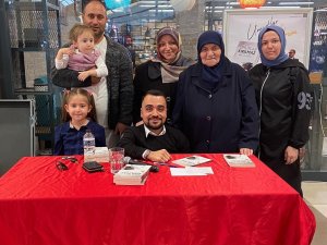 İ̇lk 100 Okura “Umutlar Kırılmaz” Kitabı Hediye