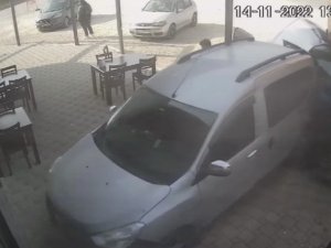 Bursa’da Freni Boşalan Hafriyat Kamyonu Dehşet Saçtı, O Anlar Kameralarda