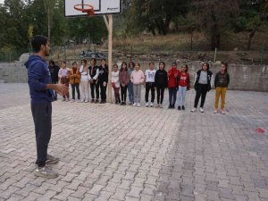 Spor Kursları Kuzey Irak Sınırına Sıfır Noktadaki Kız Çocuklarının Umudu Oldu