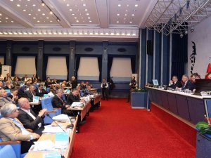Büyükşehir Meclisi’nden Kadın İstihdamını Artıracak İki Önemli Karar
