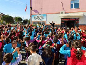 Öğrenciler Bu Okula Geç Kalmak İstemiyor