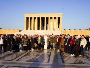 Bilecikli Kadınlar Anıtkabir’i Ziyaret Etti