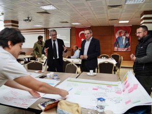 Ayvalık’ta Zeytinin Geleceği Tasarlandı