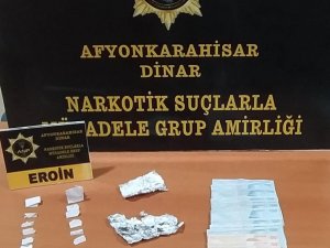 Üzerinde Eroinle Yakalandı