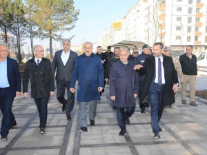 Emniyet Genel Müdürü Aktaş, Elazığ’da Vatandaşlarla Bir Araya Geldi