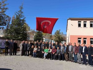 Oltulu Emekli Öğretmenleri Kahvaltıda Buluşturdular