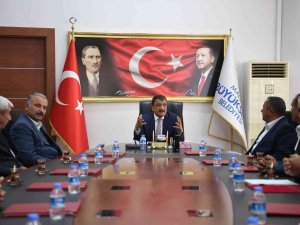 Gürkan, “İ̇lçelerimizin Tamamına Adil Ve Adaletli Bir Şekilde Hizmet Götürüyoruz”