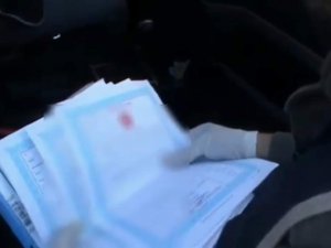 Siirt’te Yakalanan Tefecilerin Evlerinde Çok Sayıda Tapu Ele Geçirildi