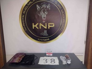 Yolcu Otobüsüne Uyuşturucu Operasyonu: 2 Gözaltı