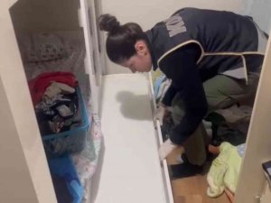 İ̇zmir’de 6 Milyon Tl’lik Vurgun Yapan Tefecilere Operasyon: 28 Gözaltı