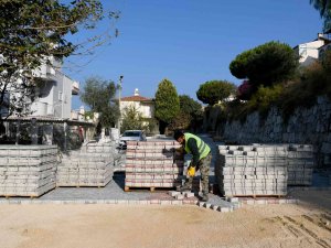 Hacıfeyzullah Mahallesi’nin Yolları Yenileniyor