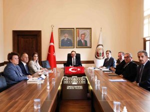 Eğitim Çalışmaları Görüşüldü