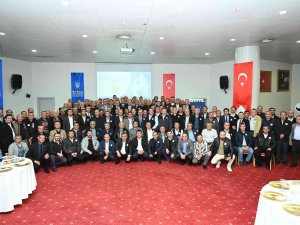Başkan Aktaş’tan Personelin ‘En’lerine Ödül