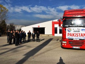 Yardım Tırı Pakistan İçin Yola Çıktı