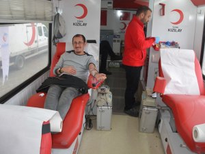 Elektrik Firması Çalışanları Kan Verdi