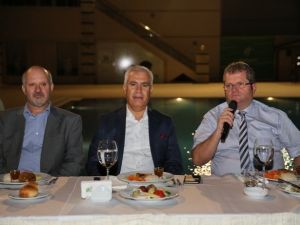 Bozbey, Bulgar İşadamlarıyla Bir Araya Geldi