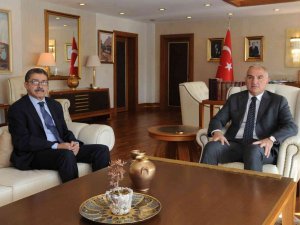 Türkiye’nin İ̇srail Büyükelçisi Torunlar’dan Bakan Ersoy’a Ziyaret