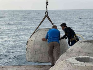 Yapay İlk Resifler İ̇skenderun Körfezi’ne Bırakıldı