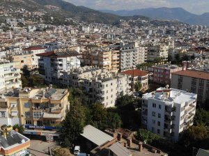 Alanya’da Konut Sahibi Yabancılar Mülklerini Günlük Ve Aylık Kiraya Veriyor