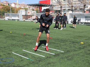 Yozgat Belediyesi Bozokspor, Develigücüspor Hazırlıklarını Sürdürüyor