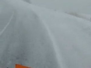 Tunceli’nin İlçe Yollarında Kar Yağışı Başladı, Valilik Uyardı
