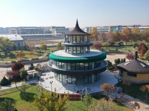 Karatay Adalet Parkı’na Millet Kıraathanesi Kazandırılıyor