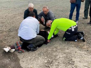 Nefes Alamayan Çocuğu Ölümden Kurtaran Trafik Polisi Ayın Polisi Seçildi