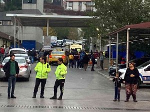 İ̇zmir’de İki Grup Arasında Silahlı Kavga: 2’si Ağır 6 Yaralı