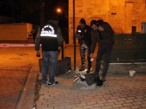 Otopark Girişinde Şüpheli Çanta Alarmı
