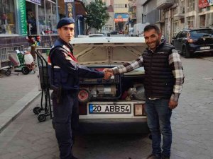 Çalıştıkları Yerlerden Hırsızlık Yaptılar