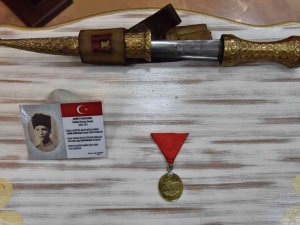 Milli Mücadelede Kullanılan Kama Ve İstiklal Madalyası Müzeye Bağışlandı