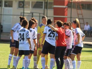 Adana Demirspor İ̇dmanyurdu, Trabzonspor Maçına Kenetlendi