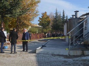 Merzifon’da İşçiler Yağ Fabrikasında Kuyuya Düştü: 6 İşçi Hastaneye Kaldırıldı