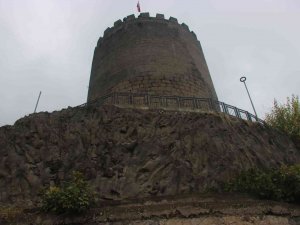 Diyarbakır Surları Kayalık Zemin Üzerine İnşa Edilmiş