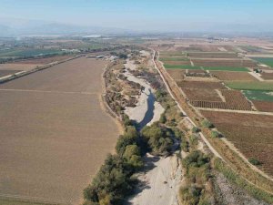 Su Kıtlığı Zirve Yaptı, Gediz Nehri Kurudu