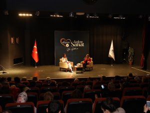 Açelya Akkoyun Sevenleri İle Buluştu