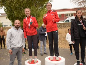 Belediye Kros Takımı Kars’ı Başarıyla Temsil Etti
