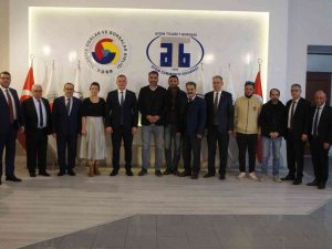Aydın Ticaret Borsası, Aydın Gazeteciler Cemiyeti Yönetimini Ağırladı
