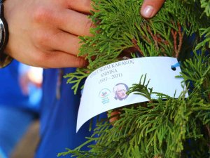 Gençler, “Sezai Karakoç” Anısına Fidan Dikti