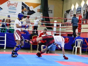Kick Boks Zafer Kupası Başladı