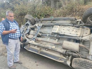Yan Yatan Kamyonetten Burnu Bile Kanamadan Çıktı