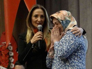 Eşi Tarafından Katledilen Rabia Yılmaz’ın Annesi Gözyaşlarına Hakim Olamadı