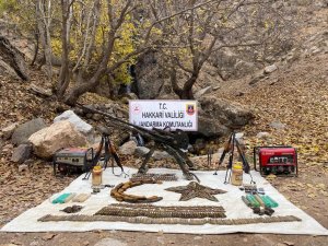 Hakkari’de Pkk’ya Ait Çok Sayıda Silah Ve Mühimmat Ele Geçirildi