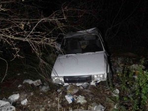 Kastamonu’da Yoldan Çıkan Otomobil 40 Metrelik Uçuruma Yuvarlandı: 2 Yaralı