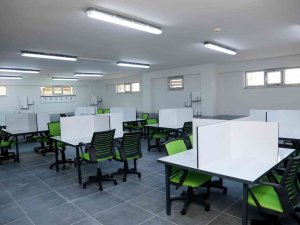 Van Büyükşehir Belediyesinden 235 Okula Kütüphane