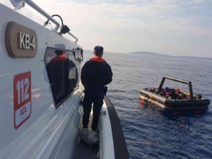 Didim’de 14 Düzensiz Göçmen Kurtarıldı