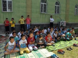 Bozüyük’te Kur’an Kursu Öğrencileri Güvenli İnternet Kullanımı Semineri